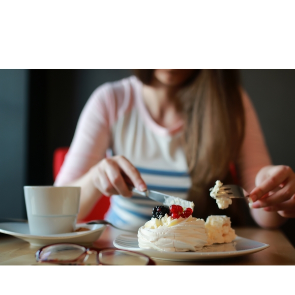 Saiba como saciar a vontade de comer doces